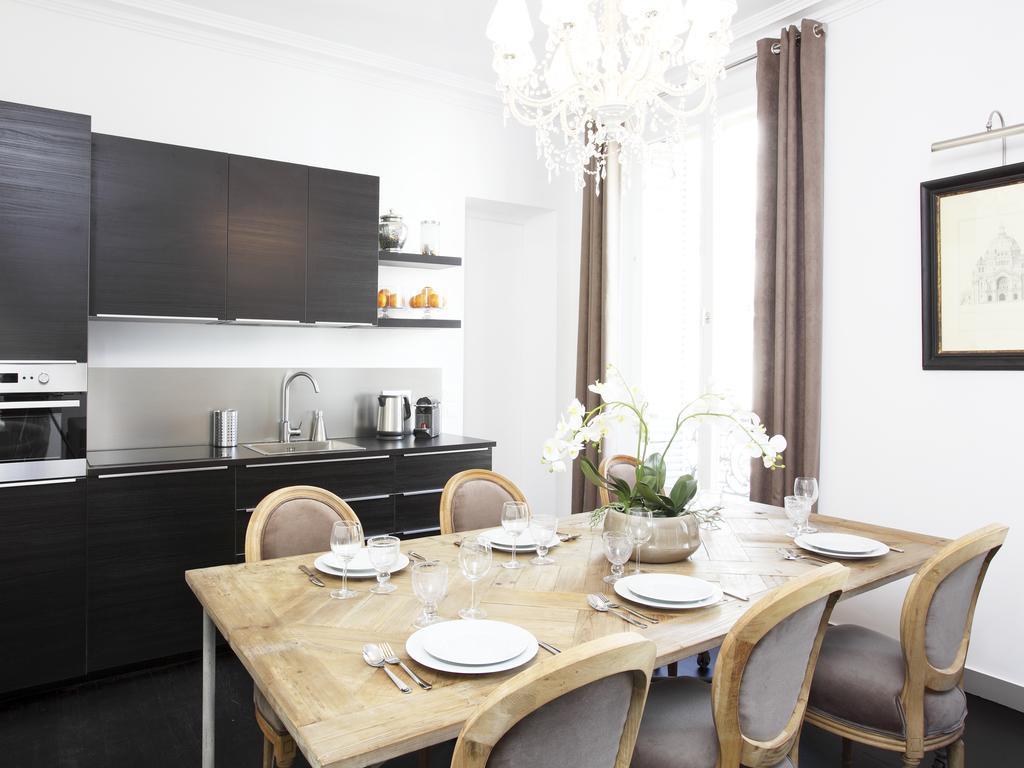 Livinparis - Luxury 3 Bedrooms Le Louvre I Rum bild