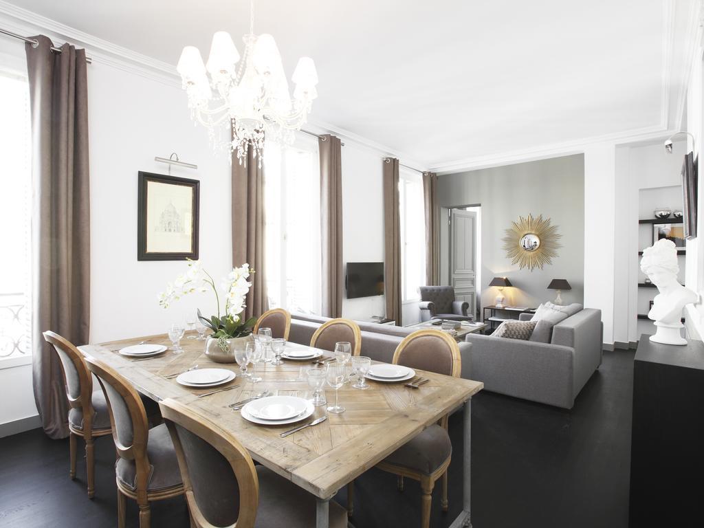 Livinparis - Luxury 3 Bedrooms Le Louvre I Rum bild