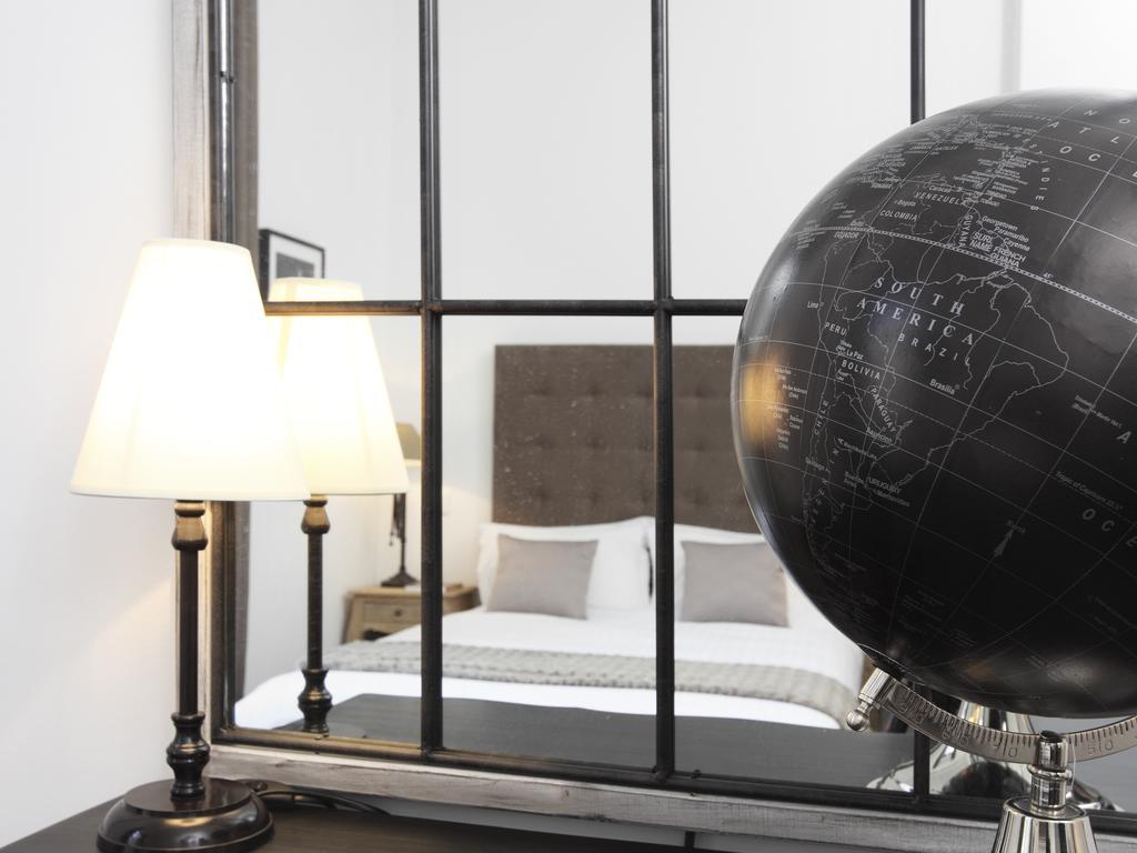 Livinparis - Luxury 3 Bedrooms Le Louvre I Rum bild