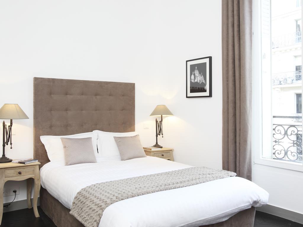 Livinparis - Luxury 3 Bedrooms Le Louvre I Rum bild