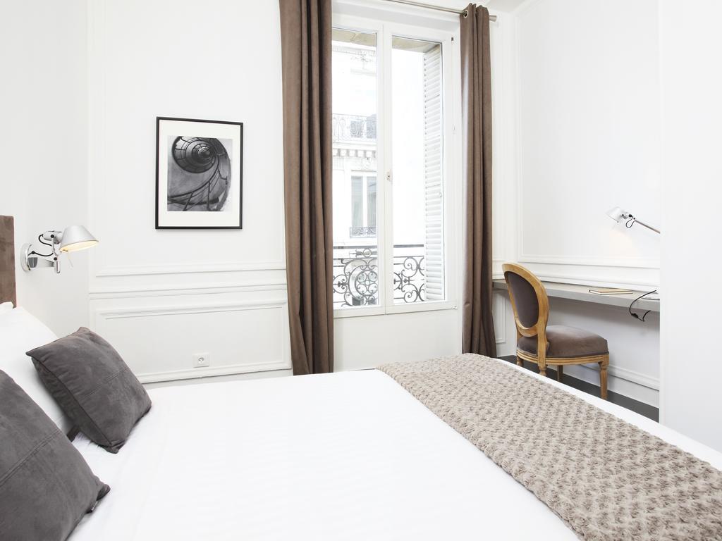 Livinparis - Luxury 3 Bedrooms Le Louvre I Rum bild