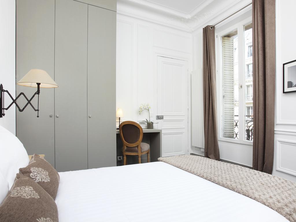 Livinparis - Luxury 3 Bedrooms Le Louvre I Rum bild
